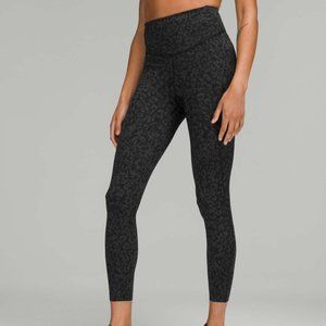 Base Pace High-Rise Crop 23"